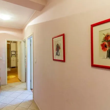 Apartment Riva